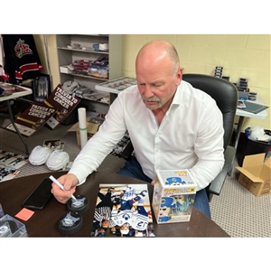 Wendel Clark Autographed Maple Leaf Gardens Memories & Dreams Puck