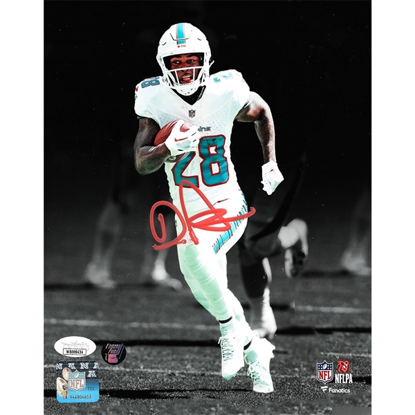 De’Von Achane Autographed Miami Dolphins 8X10 Photo